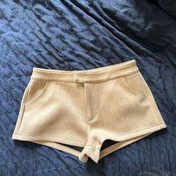 White fox boutique shorts