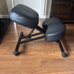 Ergonomic Kneeling Chair 
