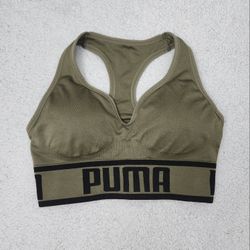 ✅️ Military Green PUMA Sports Bra• Size M• Great Condition• $7firm