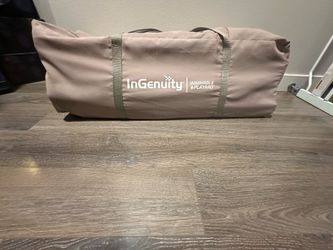 Baby InGenuity  Washable Playard