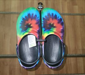 CROCS Bistro Graphic Clog Rainbow Tie Dye Crocs At Work Women’s 8/Men's 6
Brand New With Tags