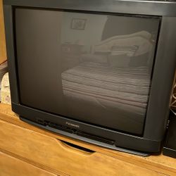 Panasonic CRT 27” TV