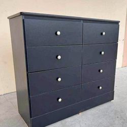 Eight Drawers Dresser Rails 