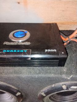 10" with 2500watt amp