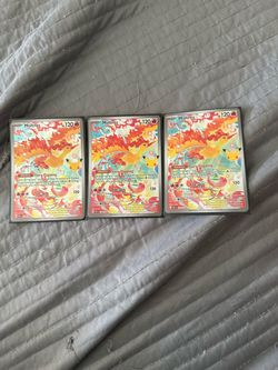Pokémon Moltres - 130/128 - ME: 30th Celebration (30C)