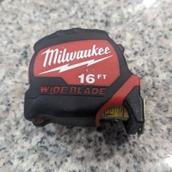 Milwaukee 16 Feet Wide Blade Tape Measure