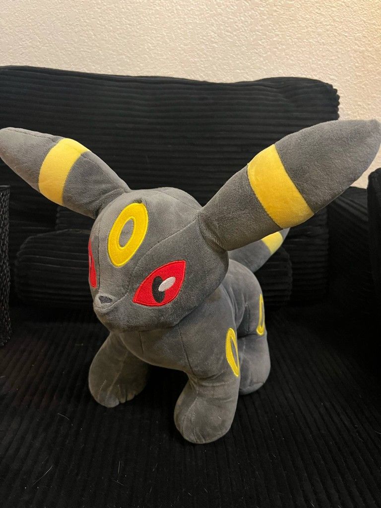 Umbreon Plushie