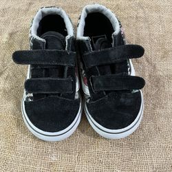8c vans