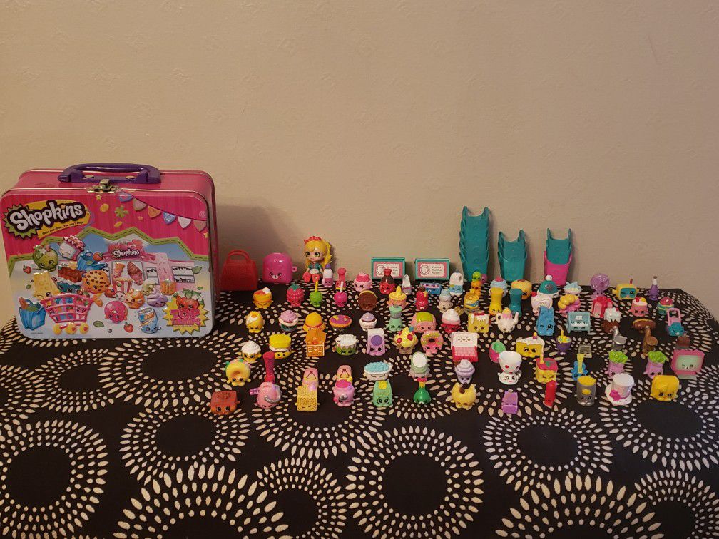 Shopkins for sale, hardly used.