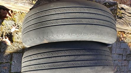 Pair of 2 Michelin Primacy MXV4 235/60R18 tires. Good condition. About half tread left but they are Michelins! Also have 2 Hankook Dynapros for sale.