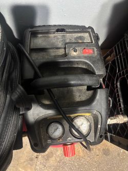 Air compressor