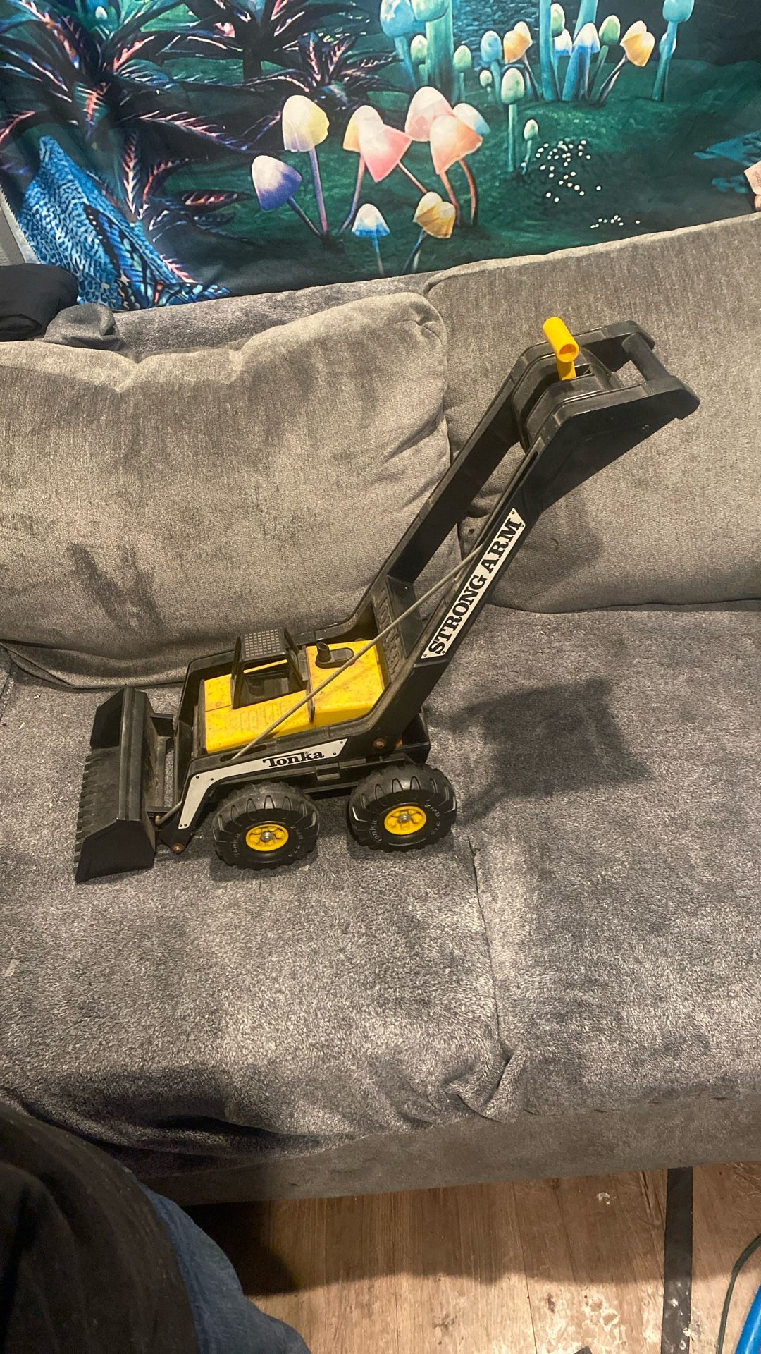Tonka Strong Arm Front Loader