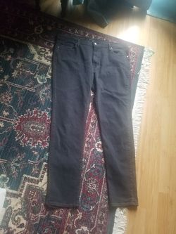 New size 34 x 32 Michael Kors men's jeans yes available