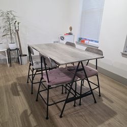 5 Piece Dining Table Set — Great Condition — Cushions Included FREE!!
