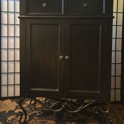 Wooden Console Cabinet With Drawer 