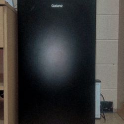 Galanz Fridge Black 