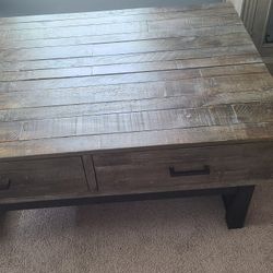 Ashley Furniture Coffee Table 