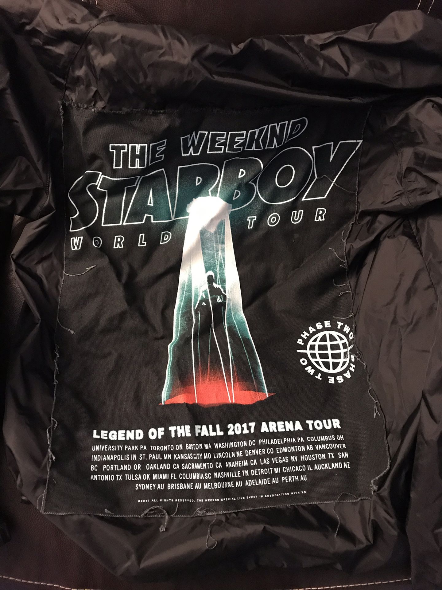 Weekend windbreaker (starboy world tour 2017)