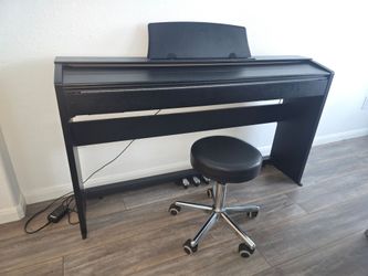 Casio Privia PX-770 Digital Piano Black with bench
