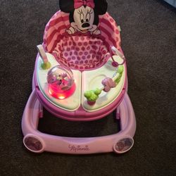 Minnie Mouse Walker