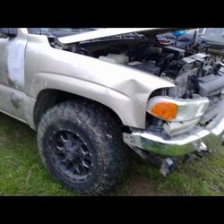 Top notch paint-n-body affordable and quality work!