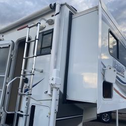 Camper