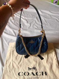 Teri Shoulder Bag With Quilting