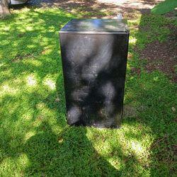 Black Mini Fridge 