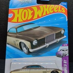 Fish'D and Chip'd hot wheels TH
