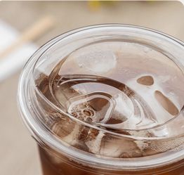 1,000ct x 12-24oz Clear plastic strawless sipper lids