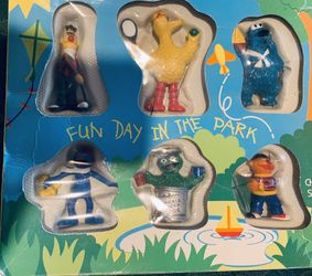 SESAME STREET books & figures Collection 