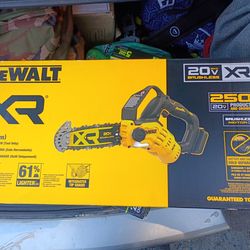 20V MAX 12 in. Compact Brushless Cordless Chainsaw