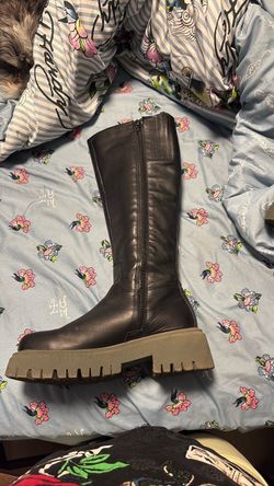 Steve Madden Aldo boots / snake skin heels Aldo