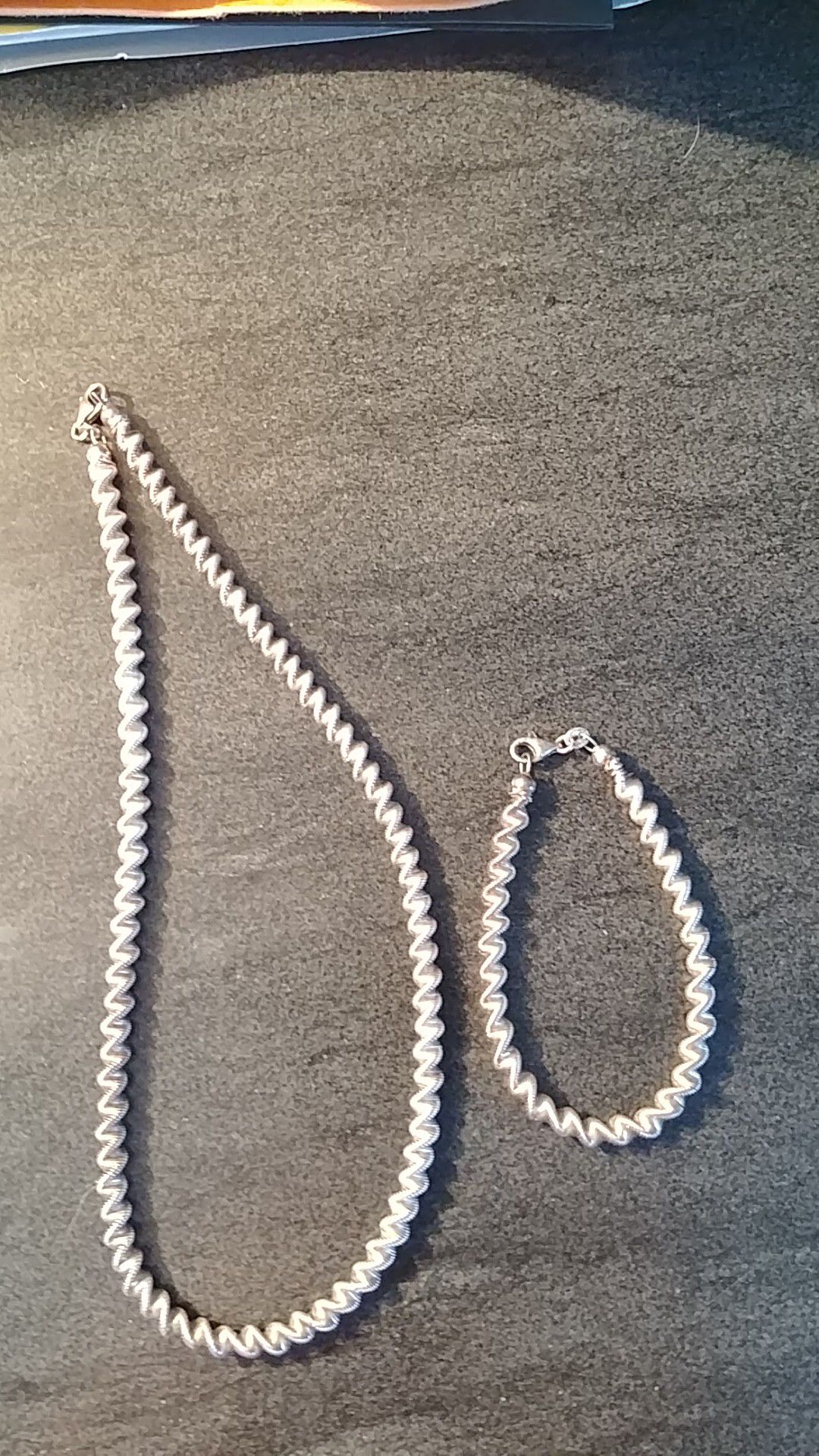 Silver necklace and bracelet set