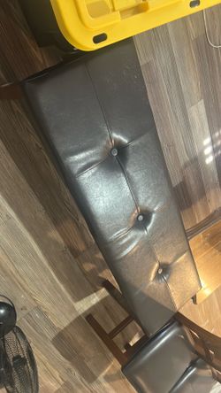 Kitchen bench and 2 chairs