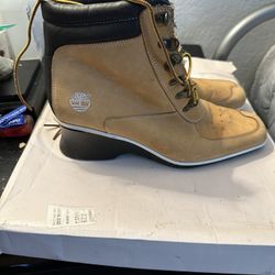 Timberland boots for women Size 10