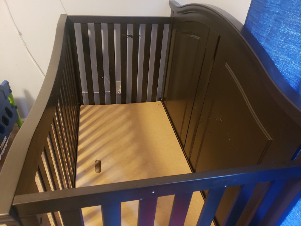 Baby Crib $40