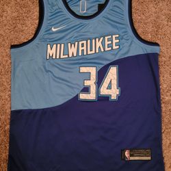 Giannis Antetokounmpo Milwaukee Bucks Jersey $50 XL & XXL available