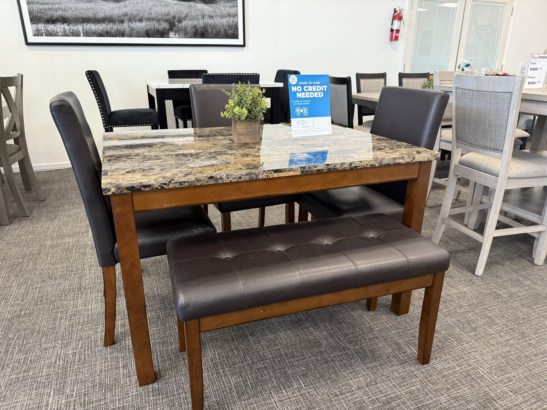 π₯ 5 Pc Dining Set + Bench ONLY $299!
