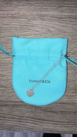 Mini please return to tiffany necklace barely used on sale