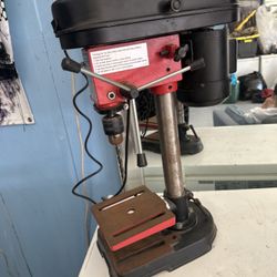 Bench pro 5 speed drill press. 