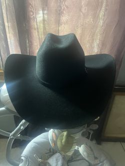 Justin Tejana nueva negra size 7 1/8  5xs