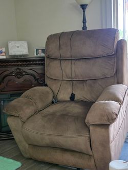 XL Power Lift Recliner Chair