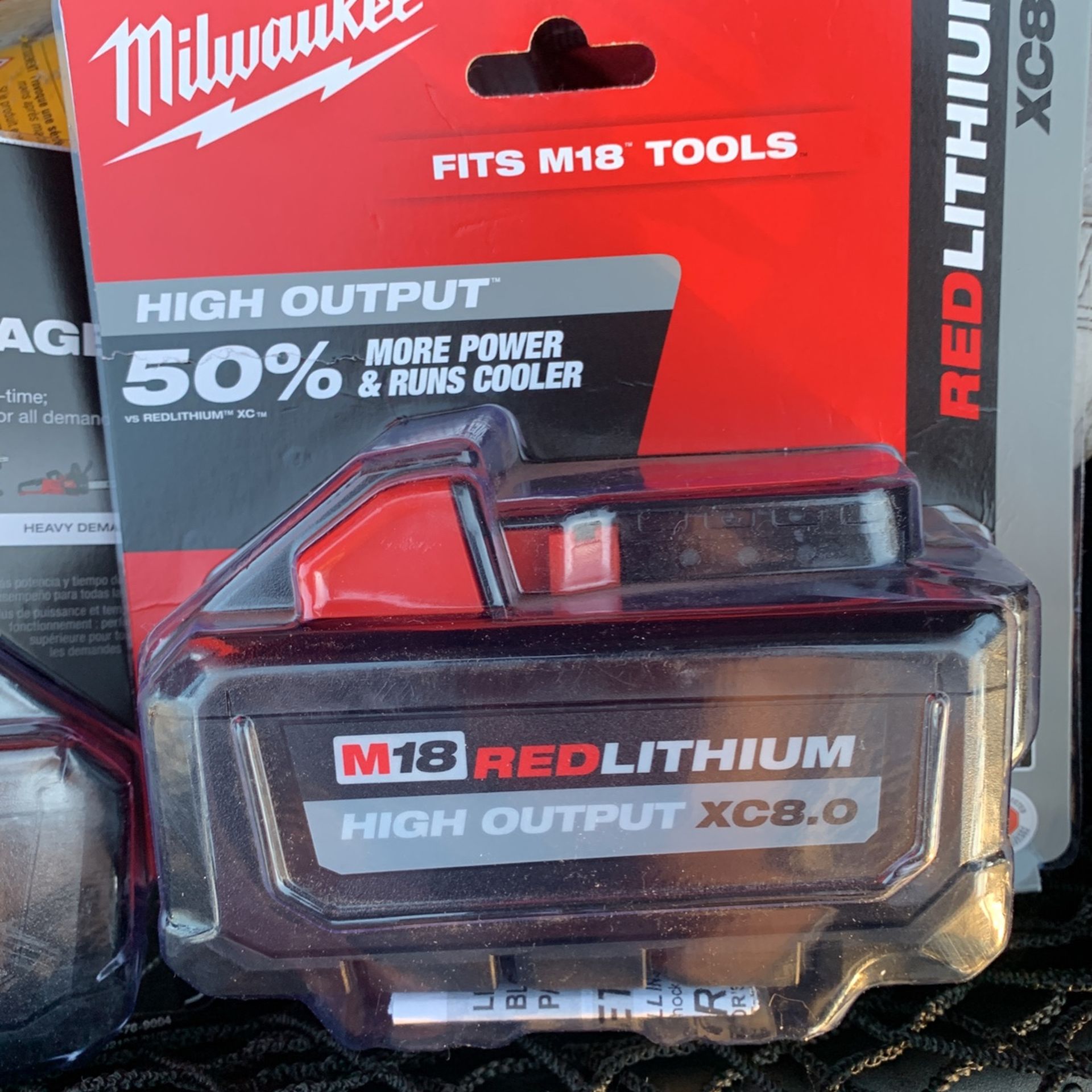 Milwaukee Xc8.0