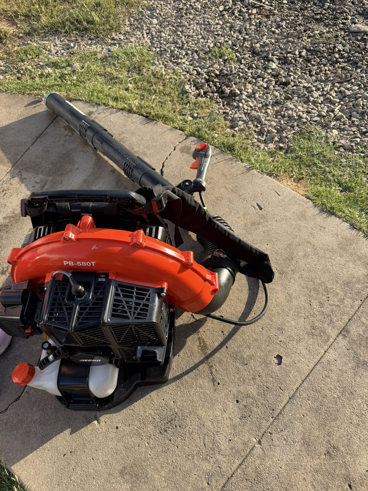 216 MPH 517 CFM 58.2cc Gas 2-Stroke Backpack Leaf Blower with Tube Throttle by ECHO