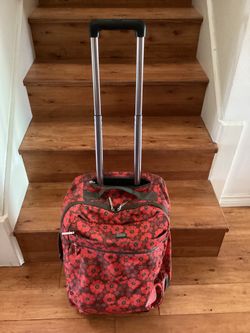Sadaki Roller Bag Carry On Luggage.Dimensions are:14”W —7-1/2” D—- 19”H