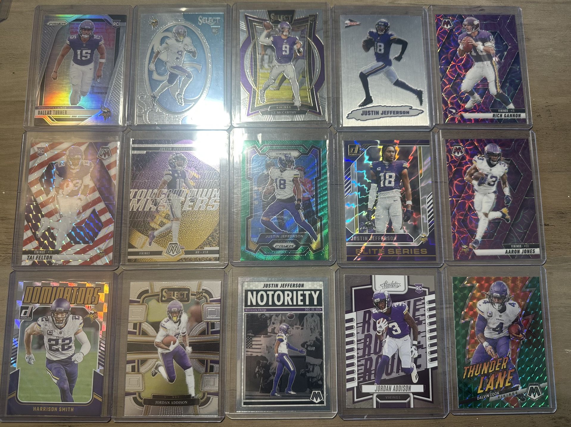 Minnesota Vikings Team Lot (25) - Rookies, Color, Inserts!!