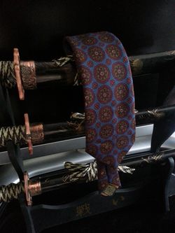 London Tie