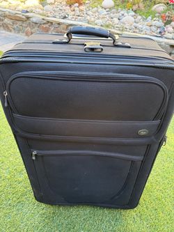 American tourister Large Black Softside Rolling Luggage Suitcase
