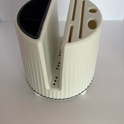 Para Tuallitas Y Cucharas $8